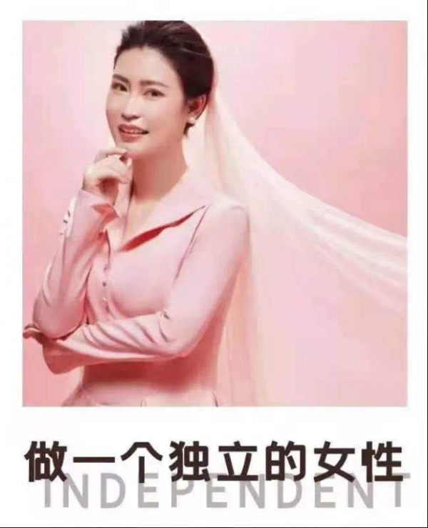建群宝怎么玩 _ 裸辞三个月无收入后,社群变现专家 Emily 如何通过社群年入百万?_ 微信二维码 建群宝怎么玩 _ 裸辞三个月无收入后,社群变现专家 Emily 如何通过社群年入百万?_ 微信二维码